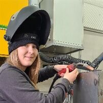 Ausbildung als Land- und Baumaschinentechnikerin bei der Wacker Neuson Linz GmbH